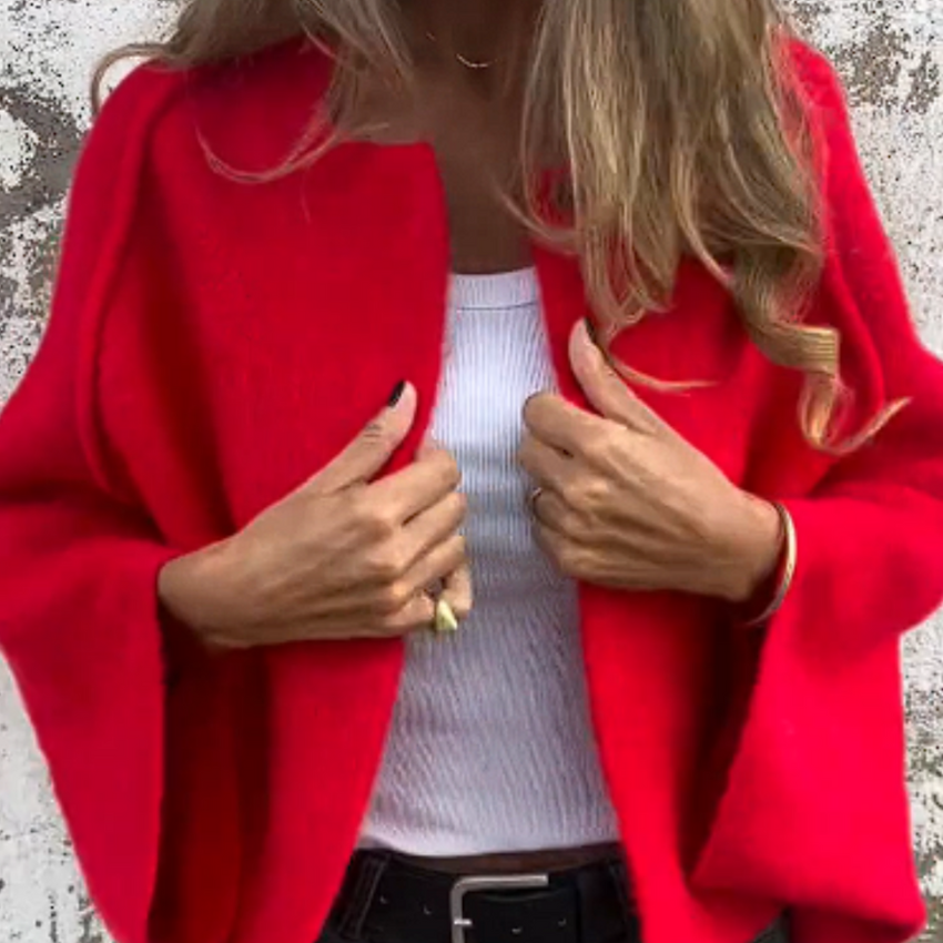 Vilma Stockholm™ | Elegant Stickad Kofta med Vida Ärmar