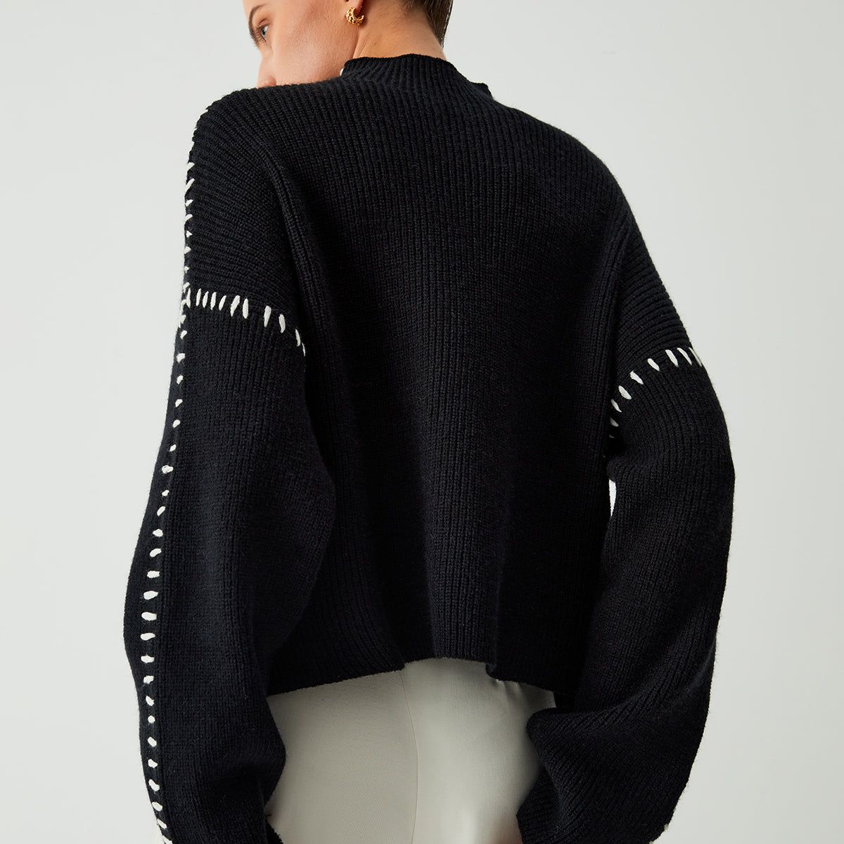 Vilma Stockholm™ | Oversized Stickad Tröja med Kontrastdetaljer