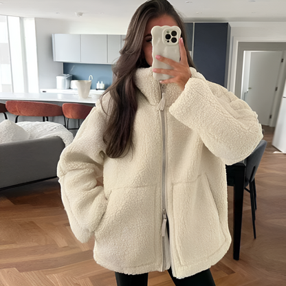 Vilma Stockholm™ | Teddyjacka med dragkedja