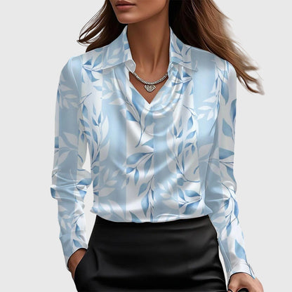 Blus med lyxig glans och veckad halsringning | Vilma Stockholm™