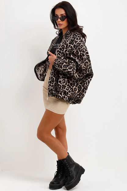 Vilma Stockholm™ | Leopard bomberjacka